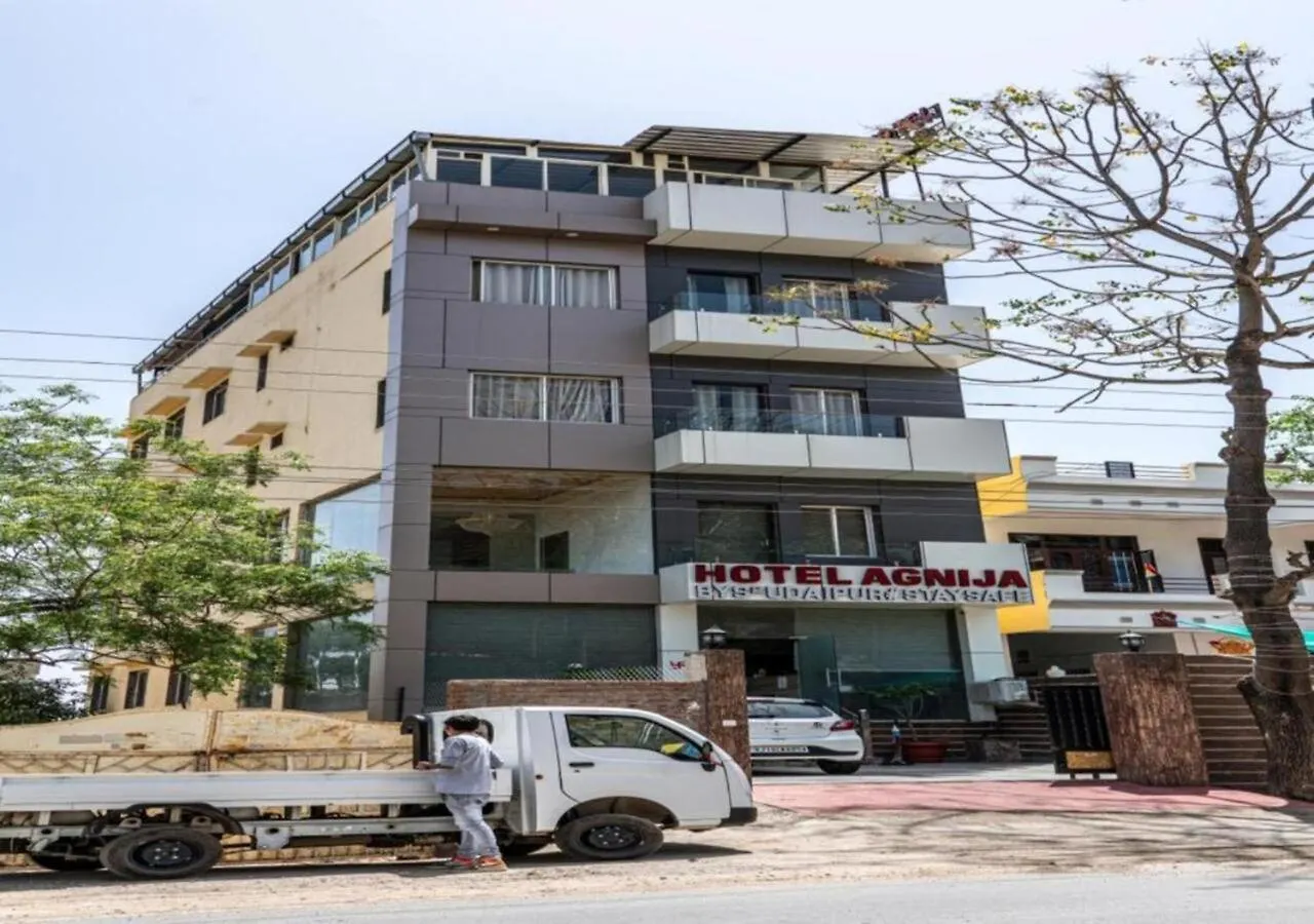 Hotel Agnija Ουνταϊπούρ